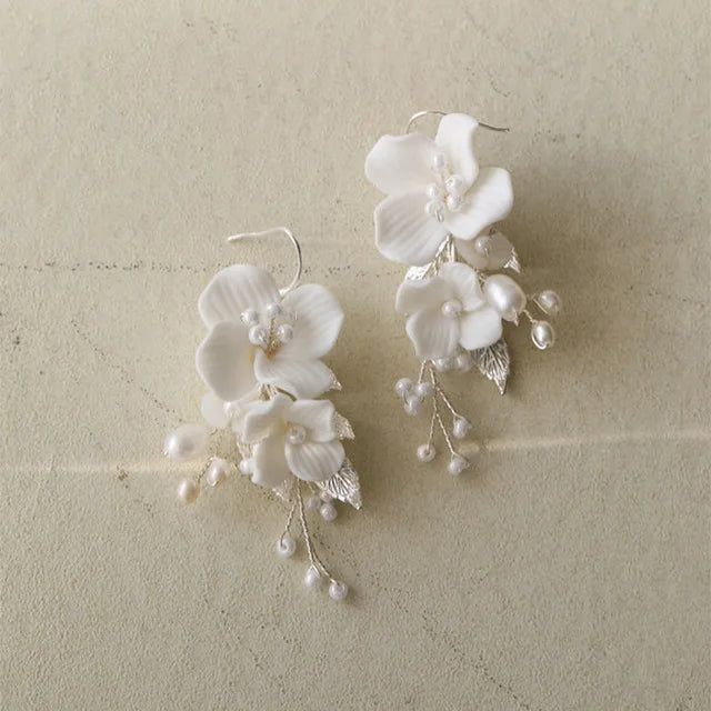 SLBRIDAL Handmade Luxury Rhinestones Freshwater Pearls Ceram Flower Bridal Tiara Wedding Bridesmaids Crown Women Hair Jewelry