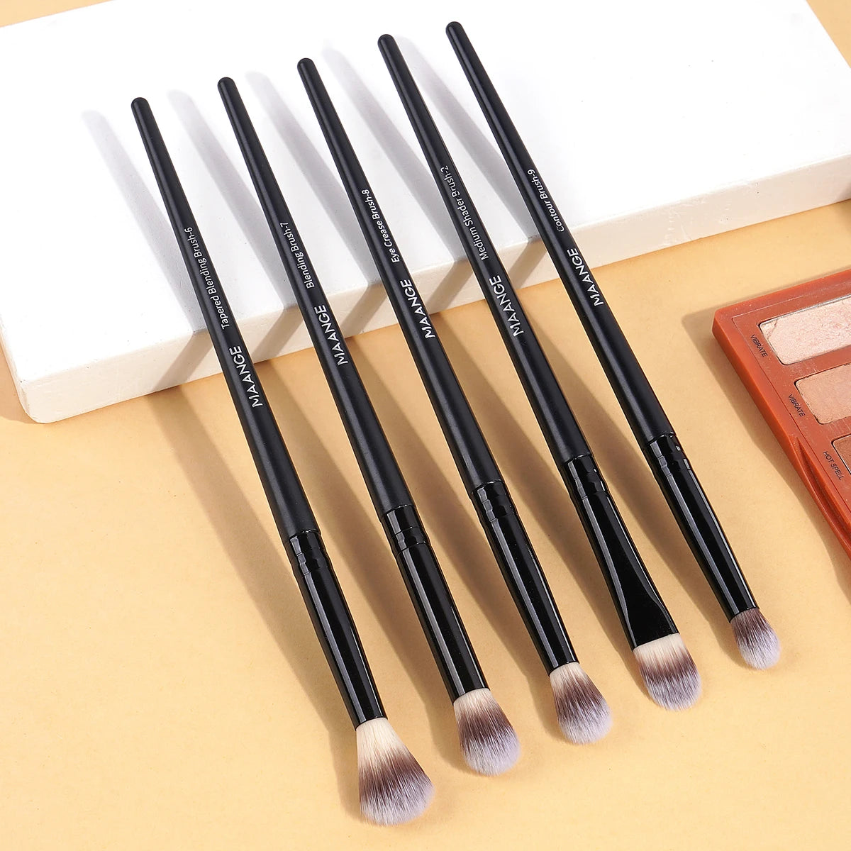 MAANGE 5pcs Eye Detail Makeup Brush Contour Brush Eyeshadow Brush Halo Dye Bbrush Beauty Tools Novice Makeup Brush Set Lady Gift