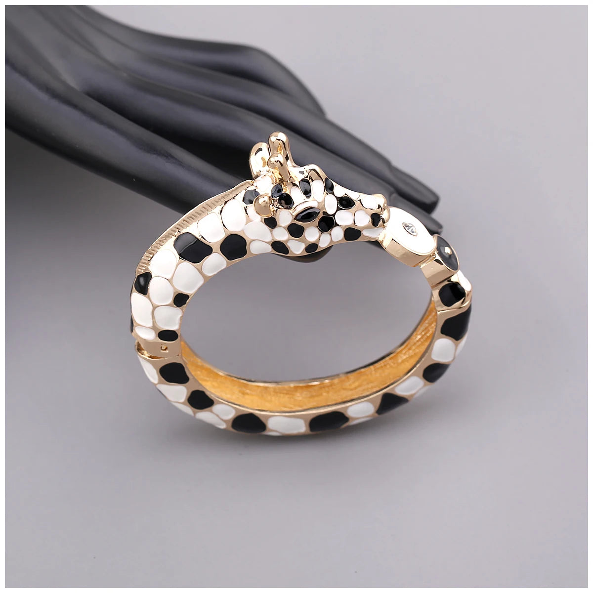 Fashion Beautiful Zebra Animal Cuff Bracelet Statement Bangle for Women Girls Gold Plated with Enamel Bracelets Bangle Jewelry