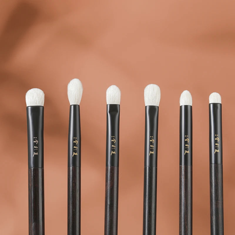 Professional Handmade Make Up Brush Eye Shadow Blending Brush Soft Saibikoho Goat Hair Ebony Handle Makeup Brushes