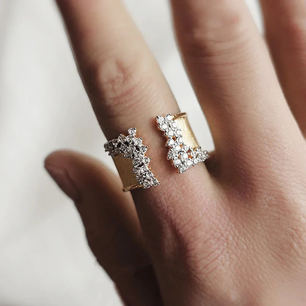 2026 New Fashion Women's Finger Ring with CZ Stone Wiredrawing Effect Gold Color Wide Rings Luxury Female Jewelry Party