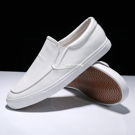 Spring Summer Men Flat Soft Leather Shoes Non-slip Fashion Slip on Male Black White Shoes KA1187