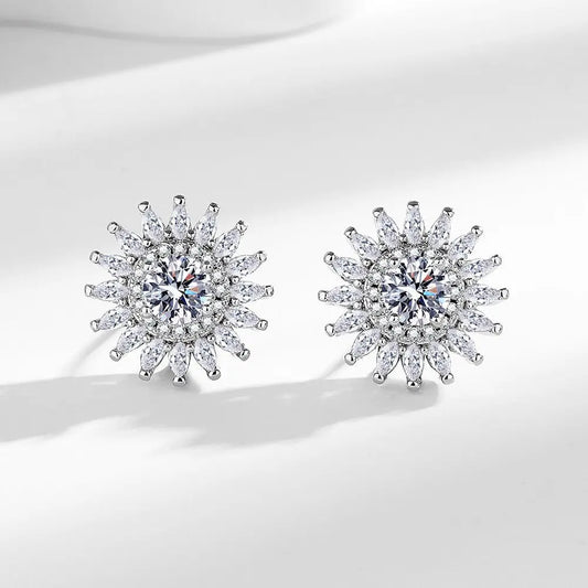 925 Sterling Silver Earrings Sunflower Full Diamond Earrings Ladies Fashion Simple Birthday Wedding Anniversary Jewelry Gift