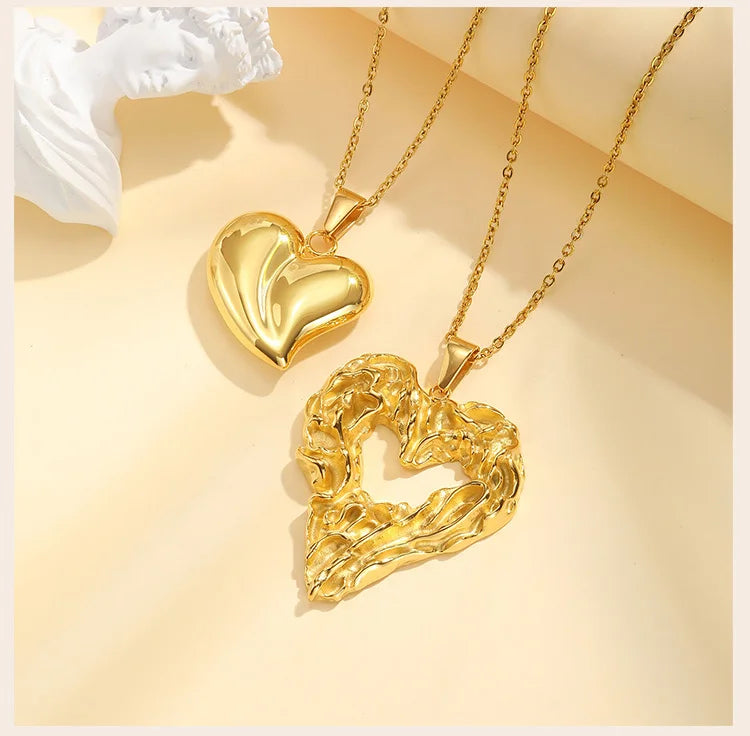 Stainless Steel Love Heart Pendant Necklace , Adjustale Link Paperclip Chain For Women Birthday Girls