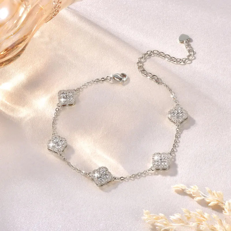 Rrjzz Clover Moissanite Women Bracelet D Color VVS1 Lab Imitation Diamond Round Cut Four Leaf Bracelet Jewelry GRA Certificated