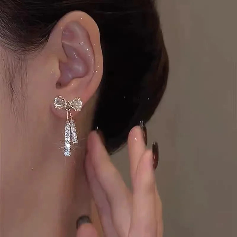 2023 New Fashion Trend Unique Design Elegant Delicate Green Zircon Flower Earrings For Women Jewelry Wedding Party Premium Gifts