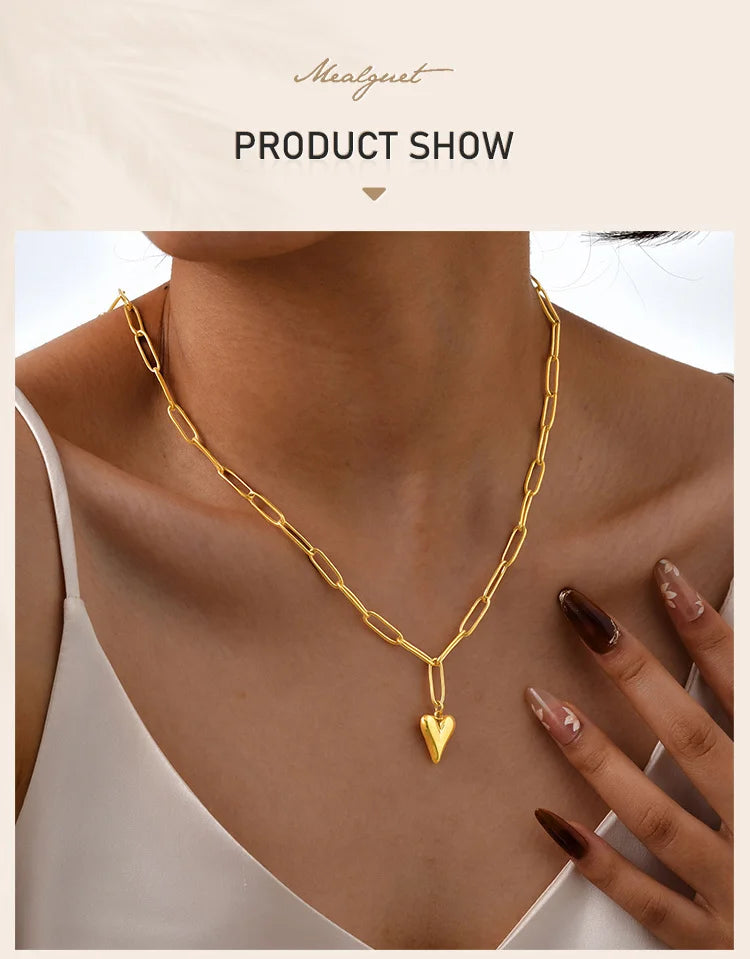 Stainless Steel Love Heart Pendant Necklace , Adjustale Link Paperclip Chain For Women Birthday Girls