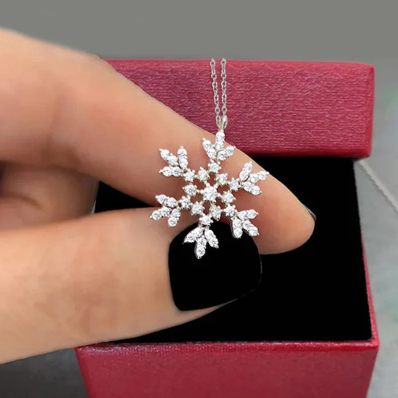 New 925 Sterling Silver Snowflake Necklace Personalized Geometric Pendant Choker Birthday Gift for Women Exquisite Jewelry