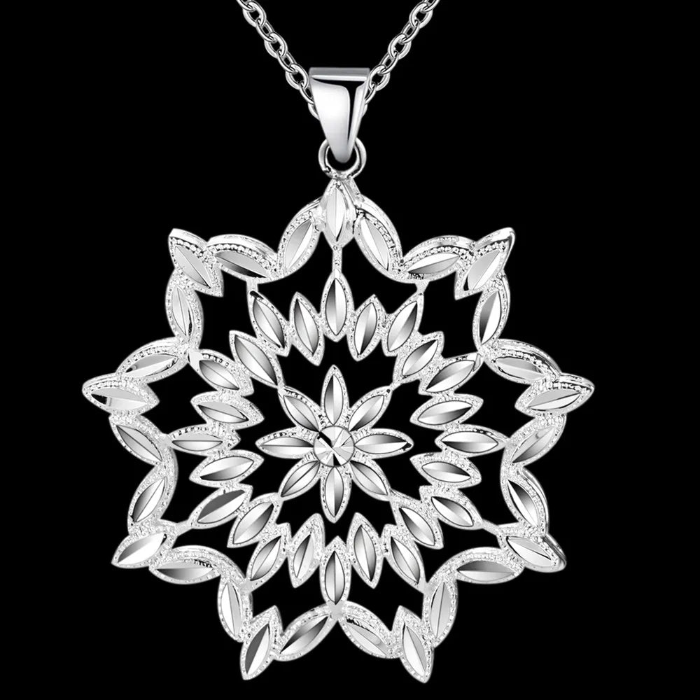 925 Sterling Silver Necklace Flower Pendant for Women High Quality Wedding Engagement Jewelry Fashion Holiday Gifts Party