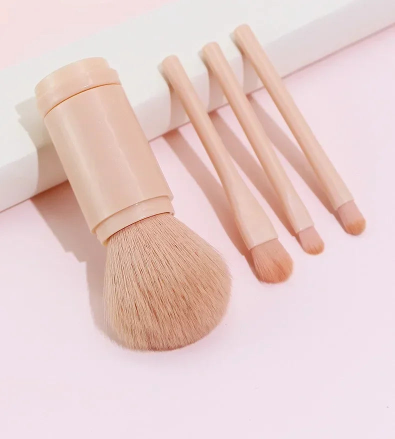 4pcs/set 4 In 1 Telescopic Makeup Brush Portable Travel Makeup Brushes Set Eyeshadow Loose Powder Mini Makeup Brush Beauty Tools