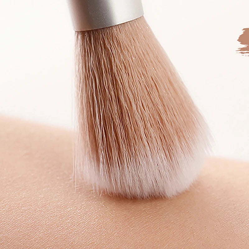1Pcs Round Handle Multifunctional Makeup Brushes Girl  Professional Powder Foundation Blush Brush Cosmetic Accessories