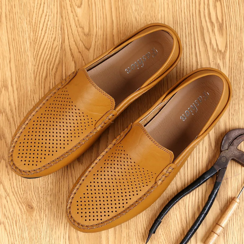 Men Loafers 2025 New Leather Shoes Men‘s Casual Shoes Moccasins Breathable Sneakers Men Driving Shoes Comfort Flats Plus Size 48