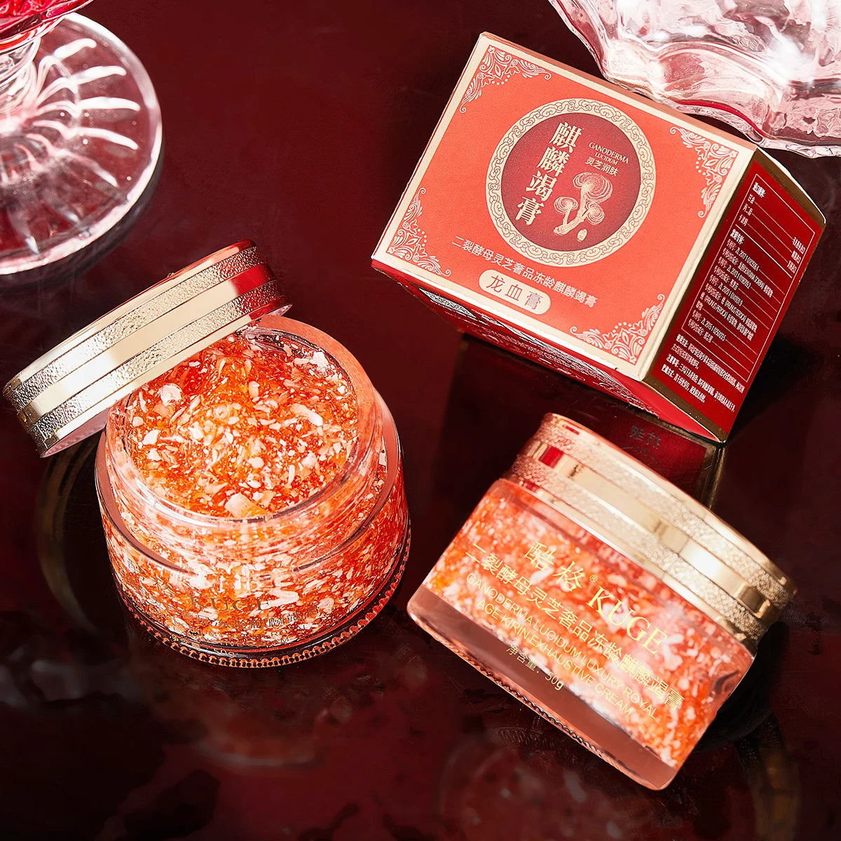 1Pc/2Pcs Dragon Blood Cream, Containing Black Lingzhi Essence, Refines the Skin, Has a Clear and Silky Texture, Moisturizes the Skin, Provides Delicate Care, and Makes the Skin Look Younger.