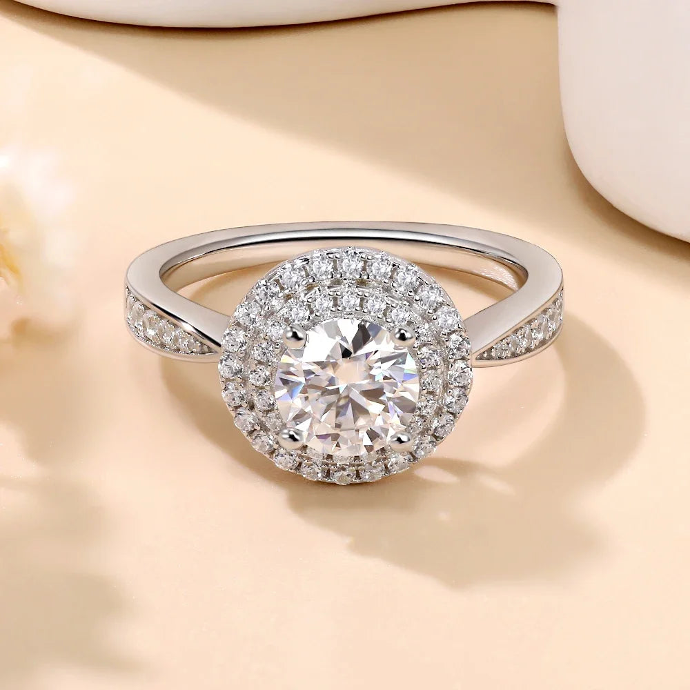 Pretty Beauty 1CT Round Moissanite Double Halo Engagement Ring for Women S925 Silver Wedding Promise Ring Anniversary Jewelry