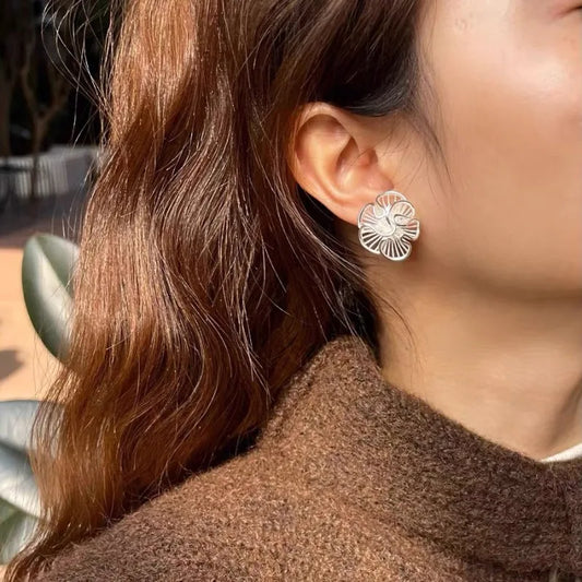 Silver Color Layered Hollow Flowers on The Skirt Edge Stud Earring for Women Fashion Jewelry High Luxury Vintage Accessories