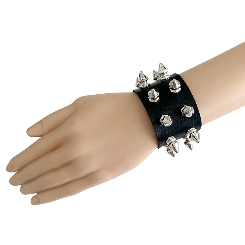 Gothic PU Leather Bracelet Two Row Cuspidal Spikes Rivet Stud Wide Cuff Punk Gothic Rock Unisex Wristbands Men Jewelry Gifts