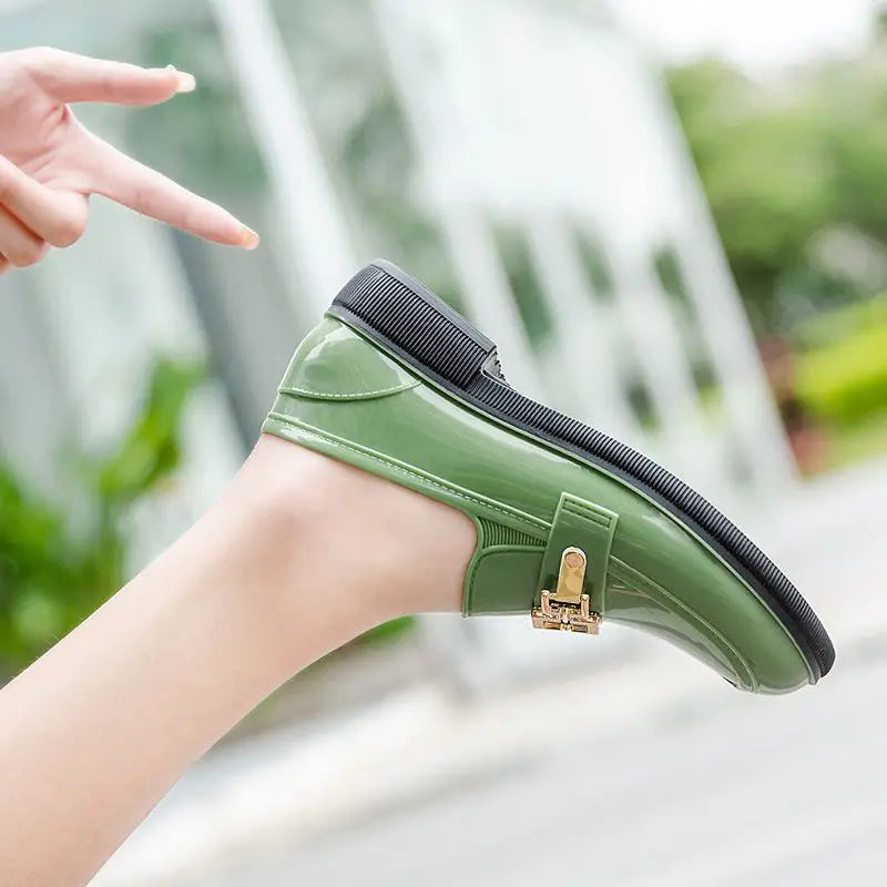 Rain Boots Women Diamond Chain Waterproof Water Shoes Top Quality Women's Rubber Shoes Oil-resistant Non-slip Kitchen Galoshes