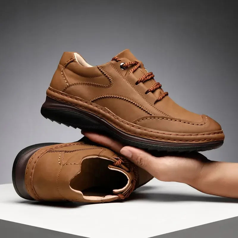 Classic Mens Leather Casual Shoes Soft Sole Lace-up Luxury Brand Lightweight Mountaineering Shoes Male Outdoor Sneakers Hombre