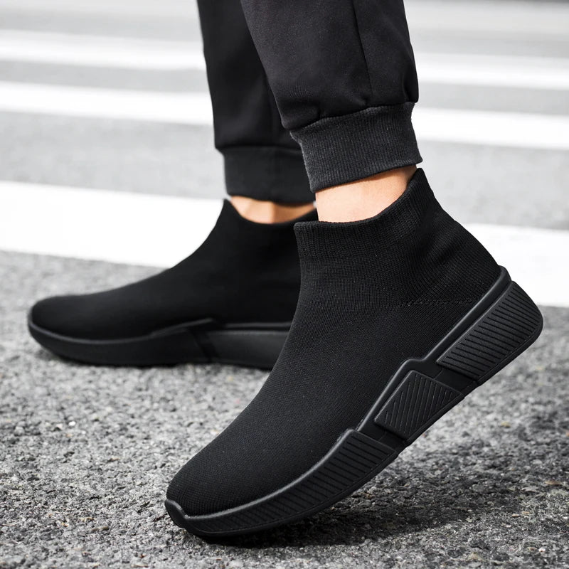 Men Sneakers Outdoor Running Shoes High Toe Casual Shoes Mesh Lace Up Breathable Athletic Tennis Shoes for Camping EU 39-47