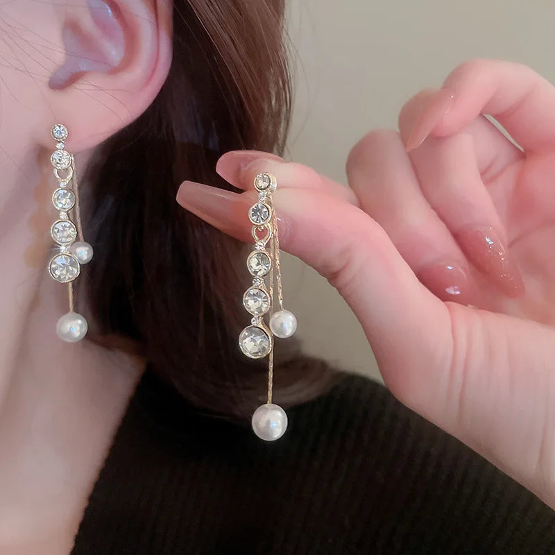 2023 New Fashion Trend Unique Design Elegant Delicate Green Zircon Flower Earrings For Women Jewelry Wedding Party Premium Gifts