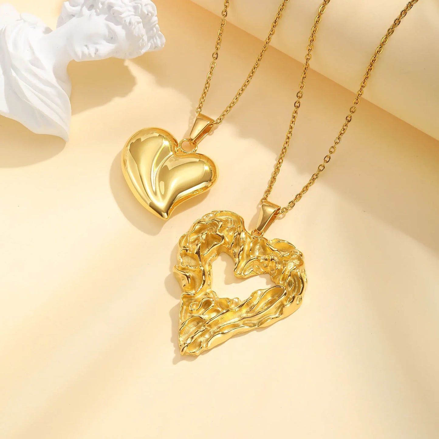Stainless Steel Love Heart Pendant Necklace , Adjustale Link Paperclip Chain For Women Birthday Girls