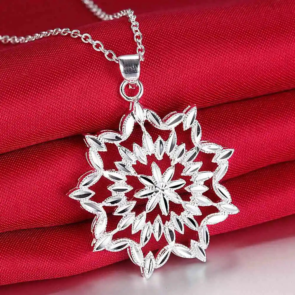 925 Sterling Silver Necklace Flower Pendant for Women High Quality Wedding Engagement Jewelry Fashion Holiday Gifts Party